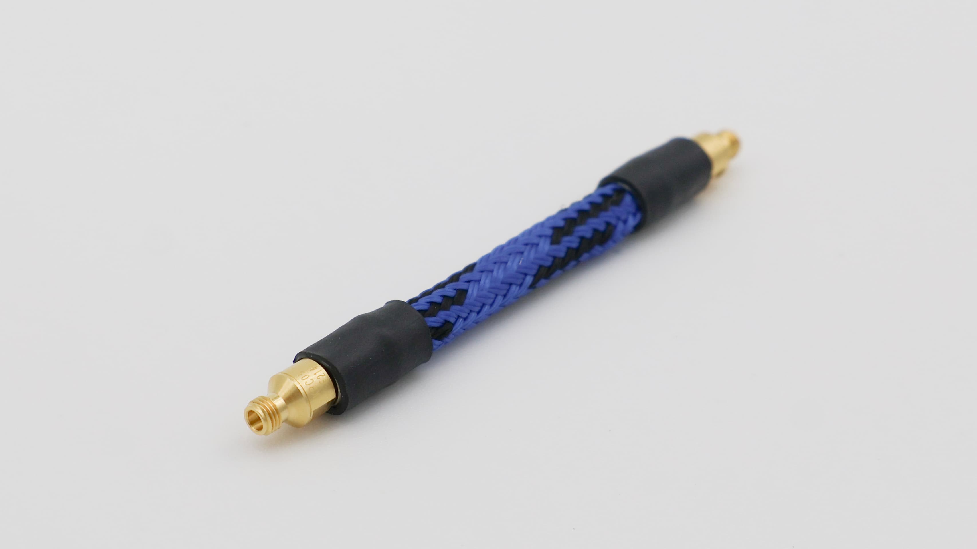 MWX0A5: First 0.5 mm Connector Cable to 250 GHz