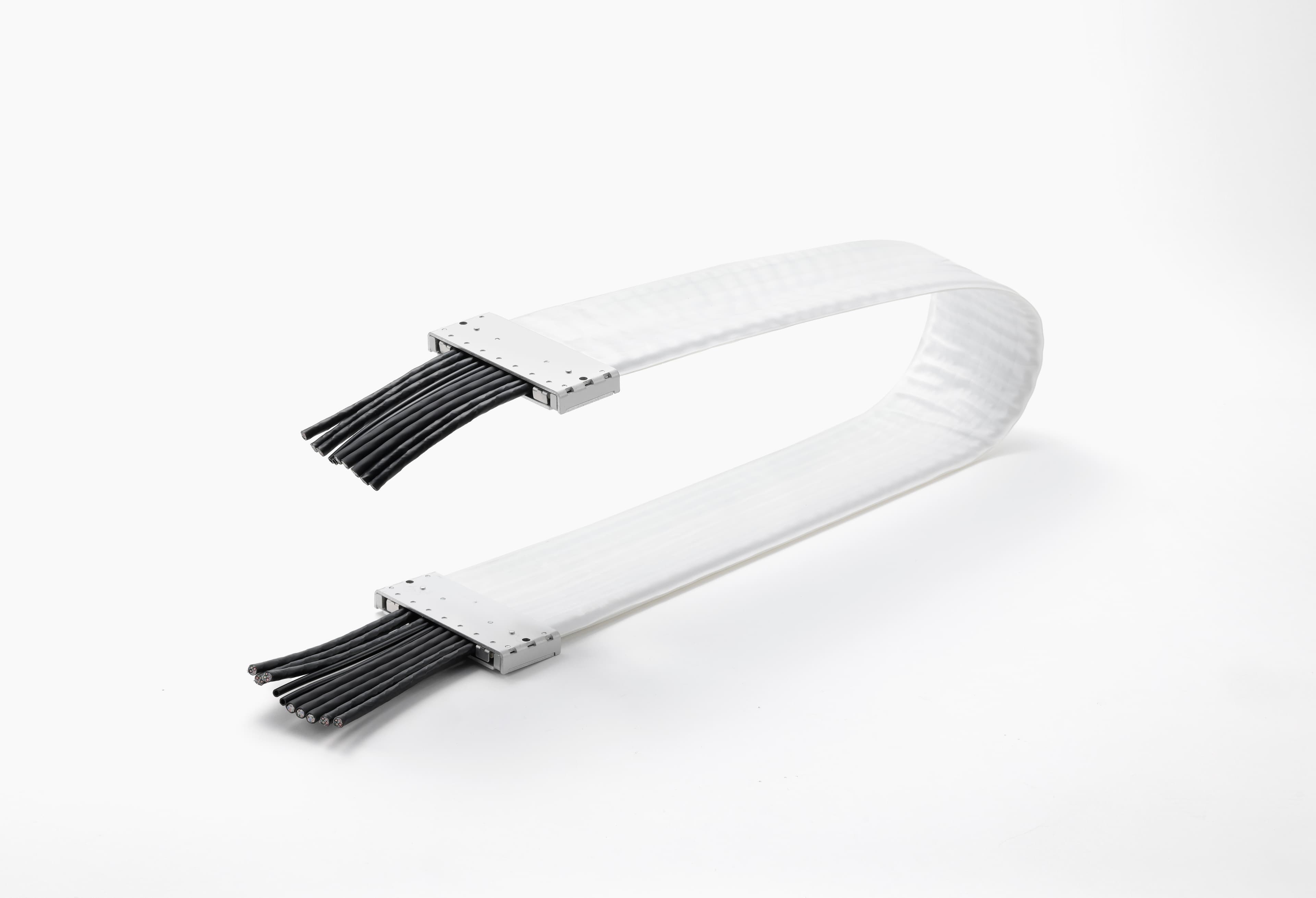 Self-Supporting Flat Cable for Semiconductor Cleanrooms
